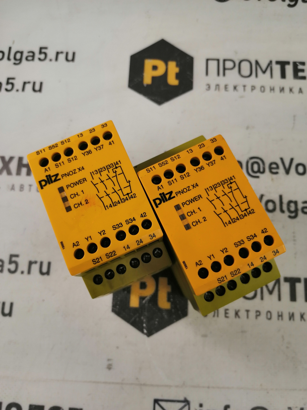 PILZ PNOZ X4 24VDC 3n/o 1n/c 774730 с хранения