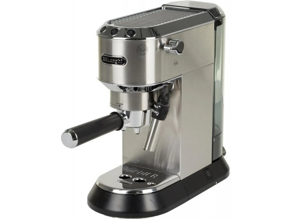 Кофеварка DeLonghi EC685.M серебристый