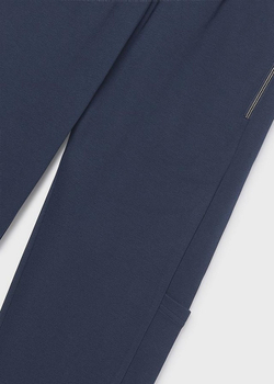 спортивные брюки
