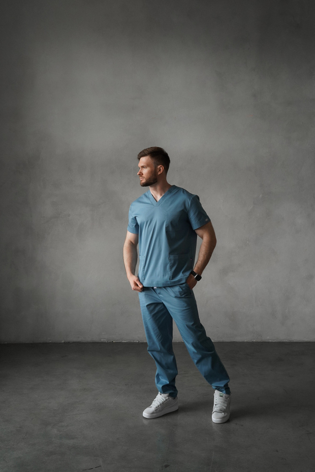 Рубашка с V-образным вырезом