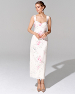 Платье-футляр с отделкой премиальным кружевом