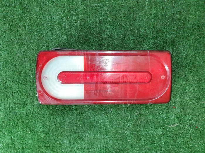 Фонарь левый Mercedes G W463 (2008-2018)