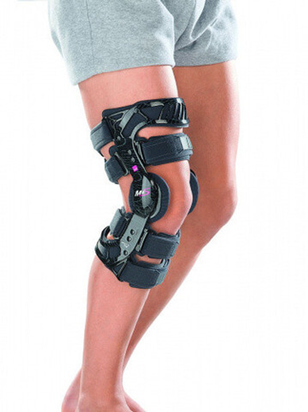 Регулируемый жесткий коленный ортез M.4s short левый