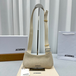 Jacquemus Le Bisou 27 cm