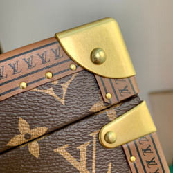 Louis Vuitton Coffret Tresor 24