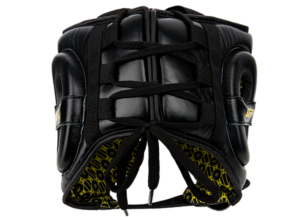 UFC Шлем с защитой щек на шнуровке черный - S\M