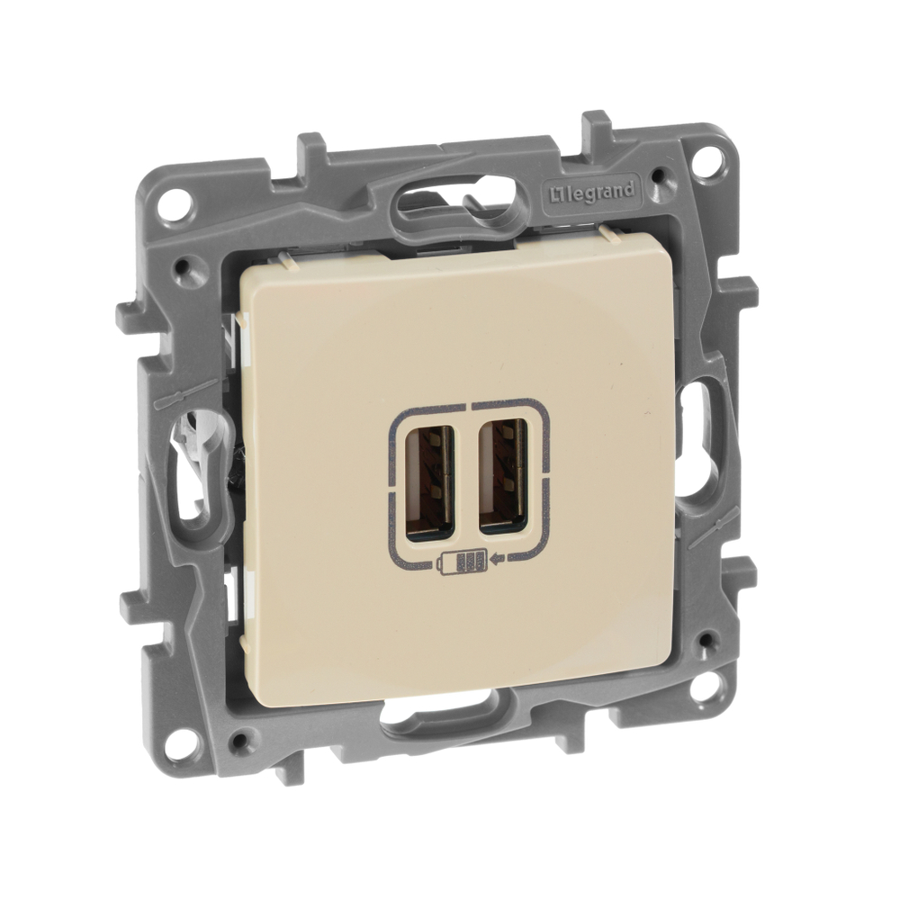 Розетка USB тип А / тип А 3000мА 15Вт - слоновая кость ETIKA Legrand