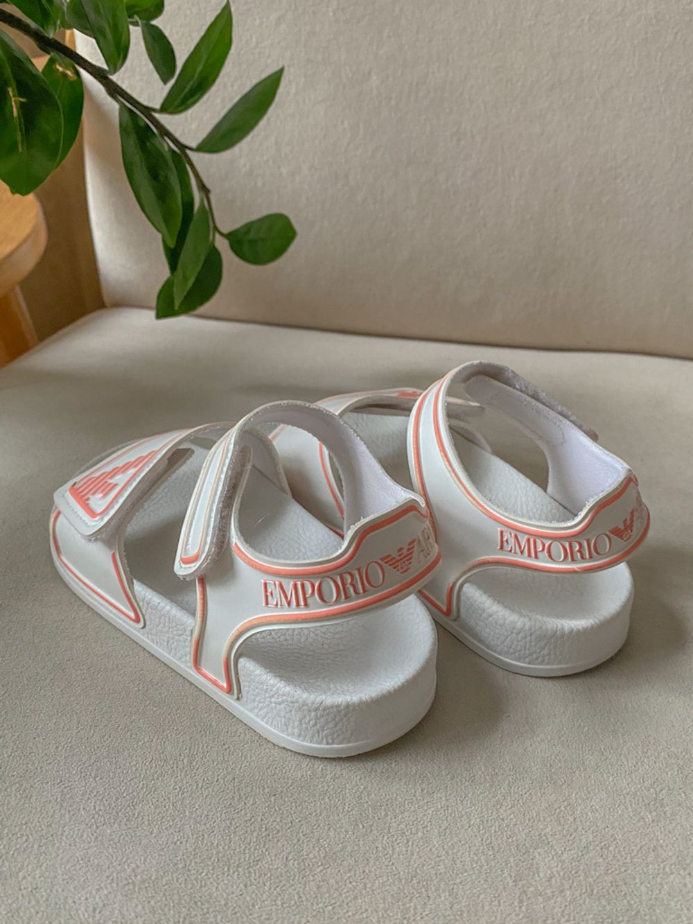 Сандалии Emporio Armani