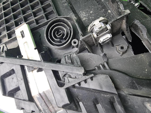 Битая Фара левая BMW X2 F39 (2017-2023) LED