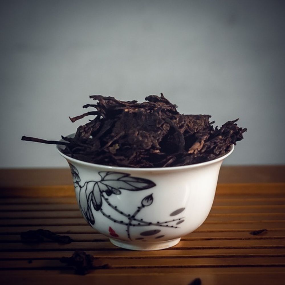 Шу Пуэр, 2005, в бочонке из бамбукового листа.