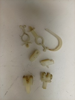 WHB1038 кт29 Пластиковый крепеж, заглушки для стиральной машины Hansa б/у