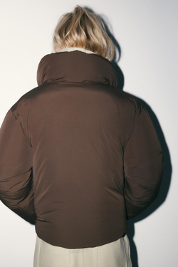 ZARA КОРОТКИЙ СТЕГАНЫЙ АНОРАК WATER AND WIND PROTECTION, ТЕМНО-КОРИЧНЕВЫЙ