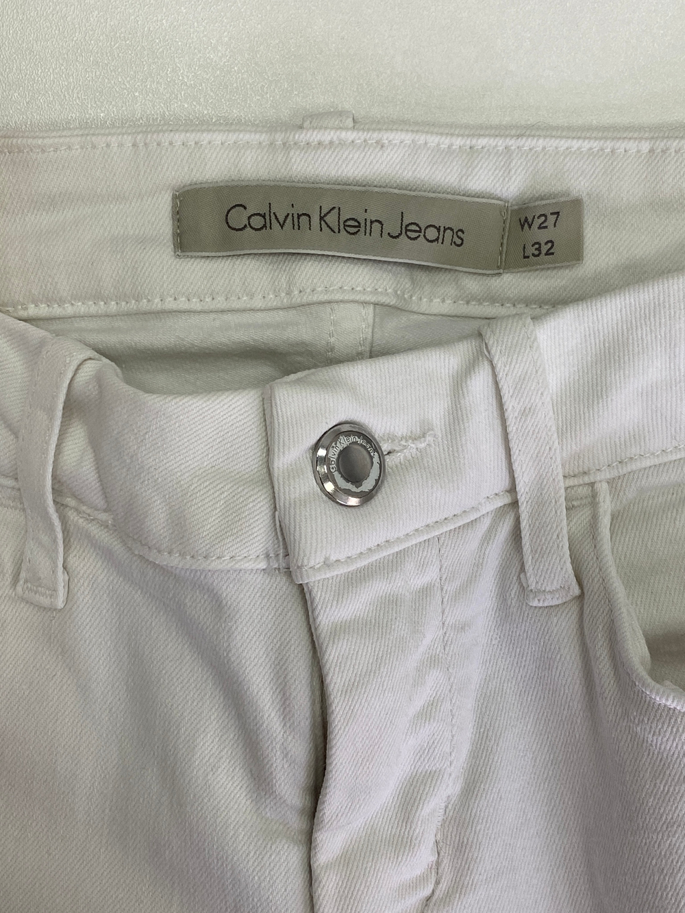 Джинсы Calvin Klein