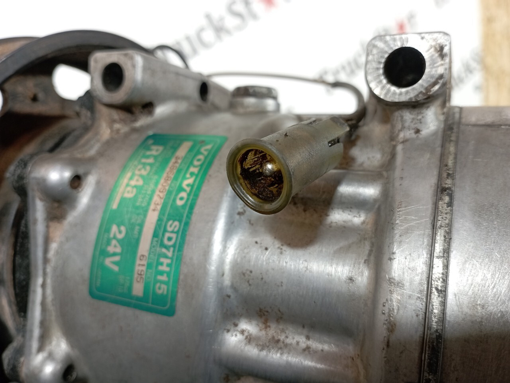 Компрессор кондиционера 2017г.