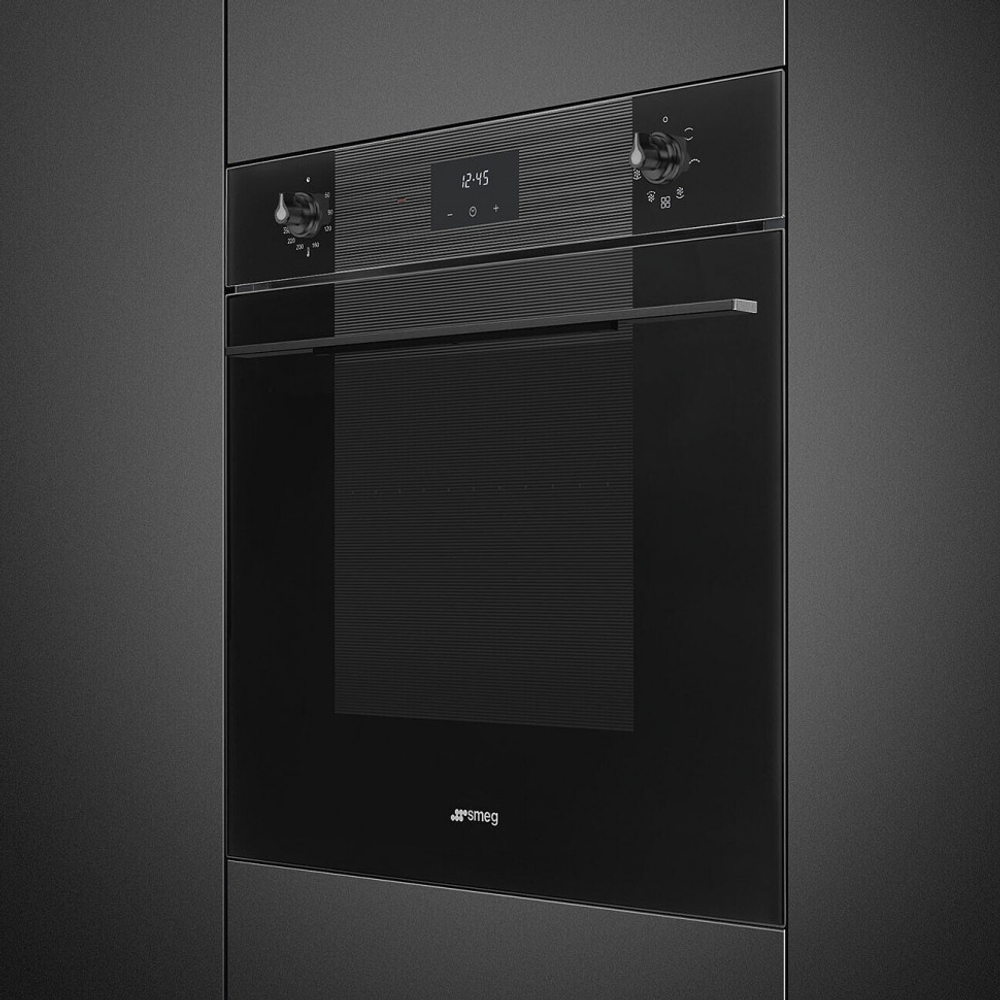 Встраиваемый духовой шкаф Smeg SF6100VB3RU