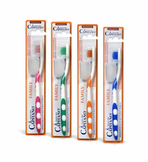 Pasta del Capitano Зубная щетка Family Medium / Для всей семьи, Средней жесткости