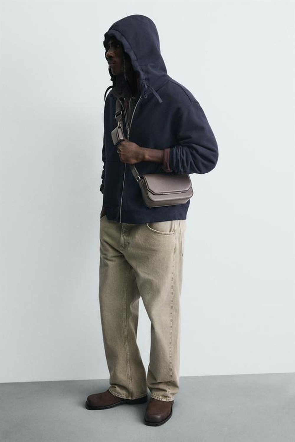 ZARA ОДНОТОННАЯ СУМКА С КЛАПАНОМ, КОРИЧНЕВЫЙ