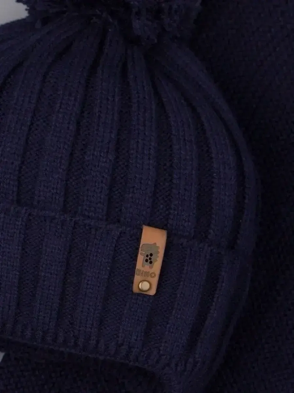 Шапка для мальчика со снудом осенняя