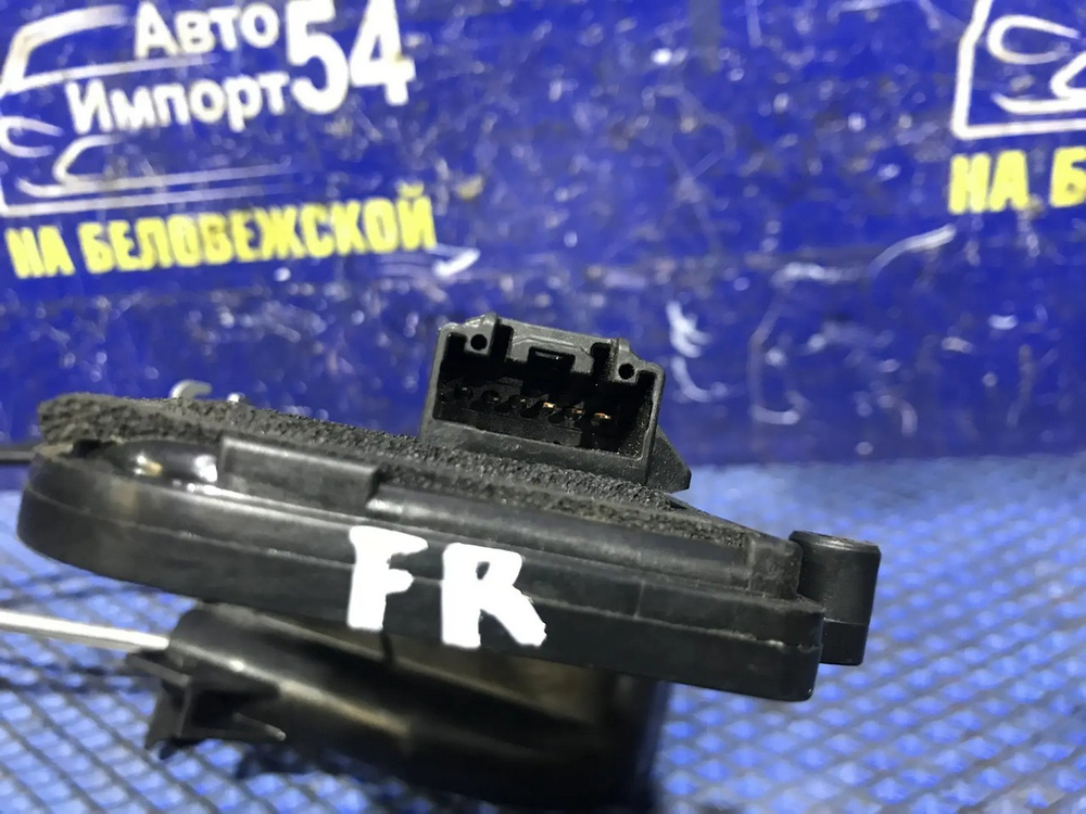 Замок двери передней правой MAZDA MAZDA6 2003