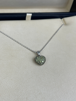 Колье Chopard White Gold Peridot Heart Necklace