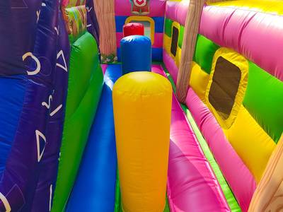 Коммерческий батут "Мишки и дети" 10*5*5 м