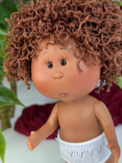 Кукла Nines виниловая 23см Little Mia Latina без одежды (3199WL9)