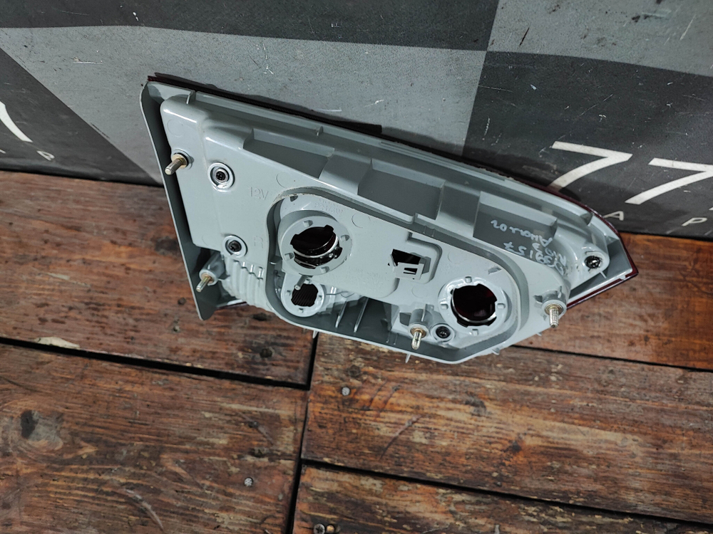 Фонарь задний правый Kia Rio 3 (QB) 15-17 Б/У  924044X500