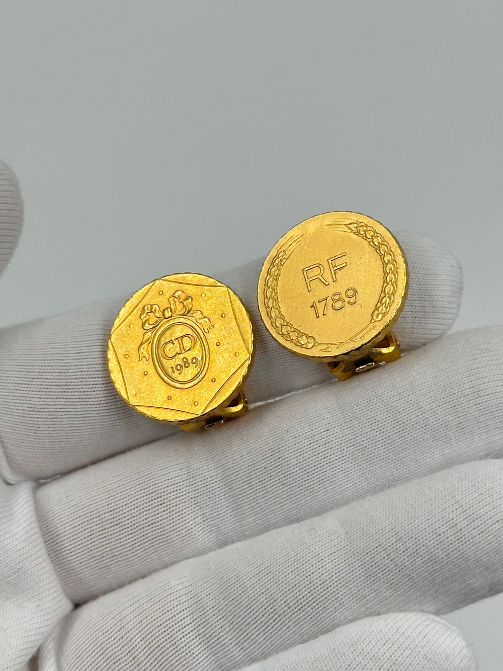 Клипсы Christian Dior