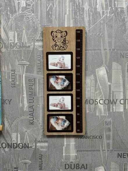 Фоторамка-ростомер на 4 фото