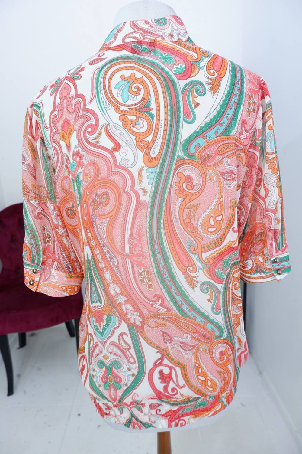 Блузка Teresa яркая и необычная, маркировка 44+6, на 50 размер