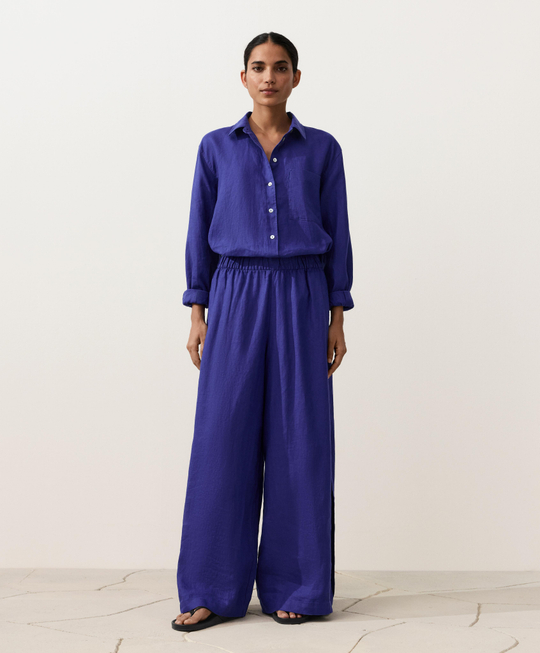 OYSHO Широкие брюки из 100% льна с боковой складкой, кобальтовый