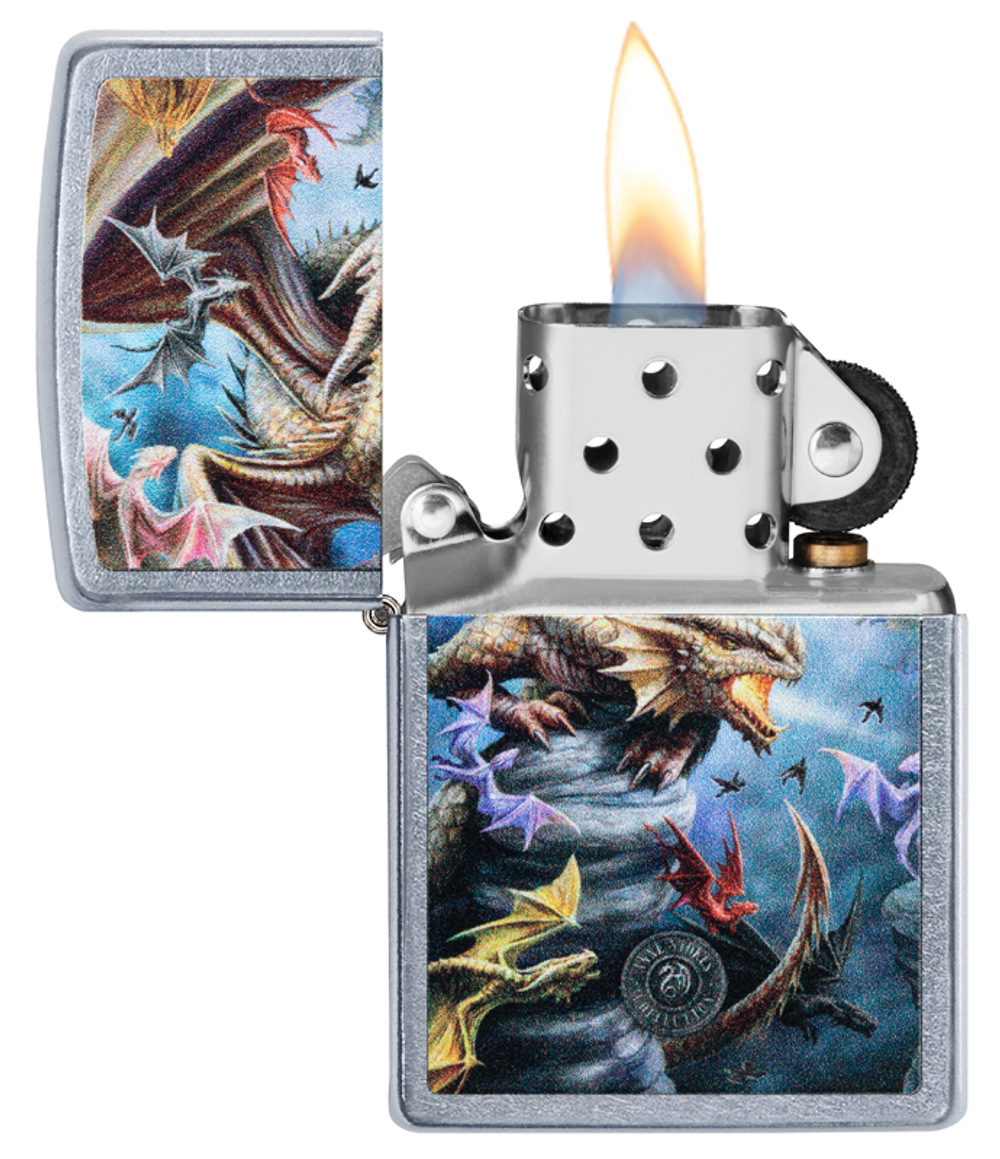 Зажигалка с драконами Street Chrome™ ZIPPO 49104