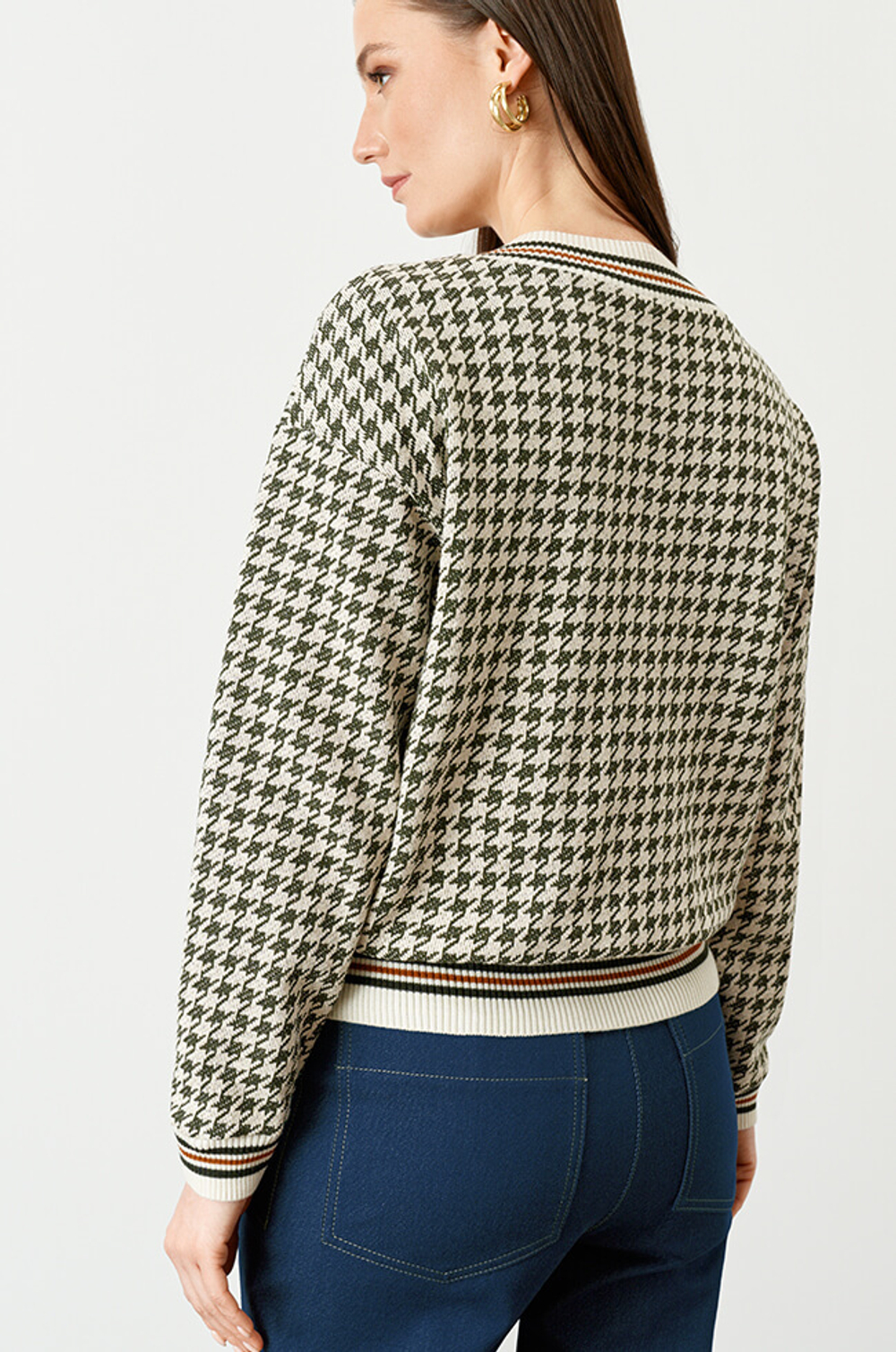 22779 Джемпер женский (молочный / хаки)