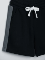 Спортивный костюм для мальчика с шортами в школу