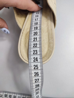 Босоножки Sinta кожаные 38 размер