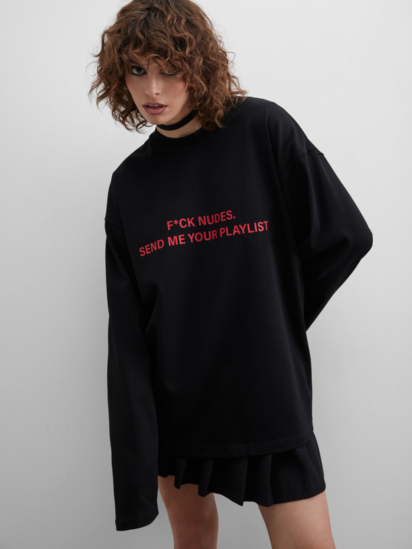Лонгслив Playlist, черный (красный принт)