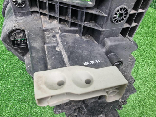 Фара правая Kia Soul 3 SK (2019-2022) галоген