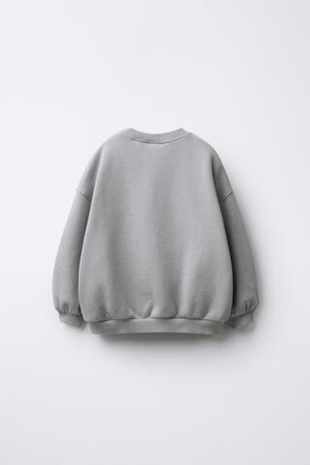 ZARA ТОЛСТОВКА С ВЫШИТЫМ СЕРДЦЕМ И НАДПИСЬЮ, МЯГКИЙ СЕРЫЙ