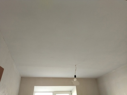 покраска потолков в 2 слоя