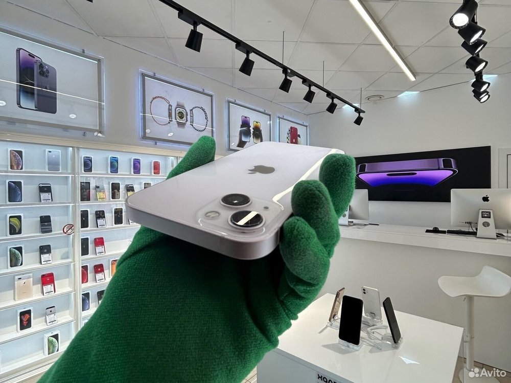 iPhone 13 128 ГБ б/у