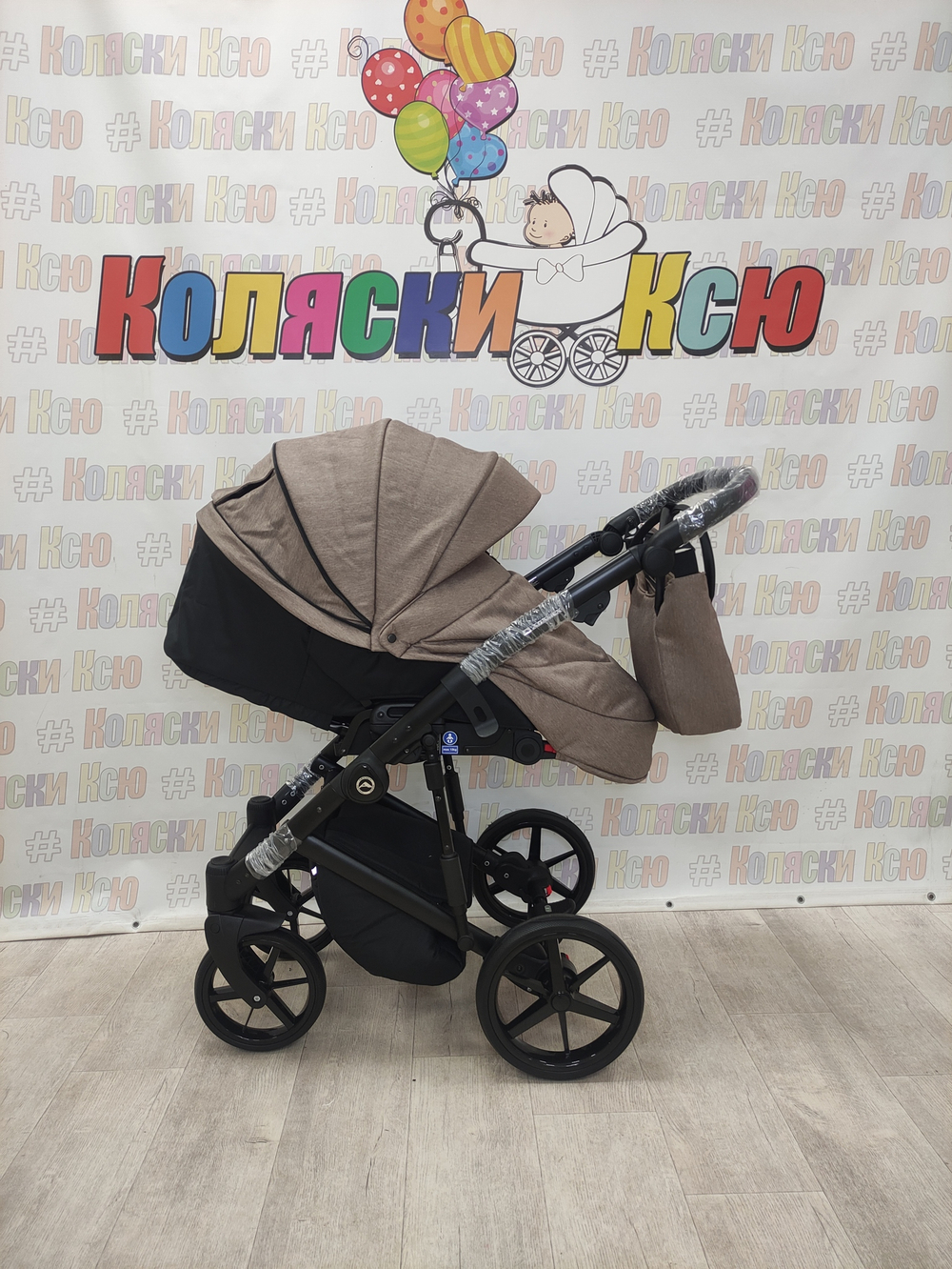 Коляска модульная Adamex Mobi Air M-PS110