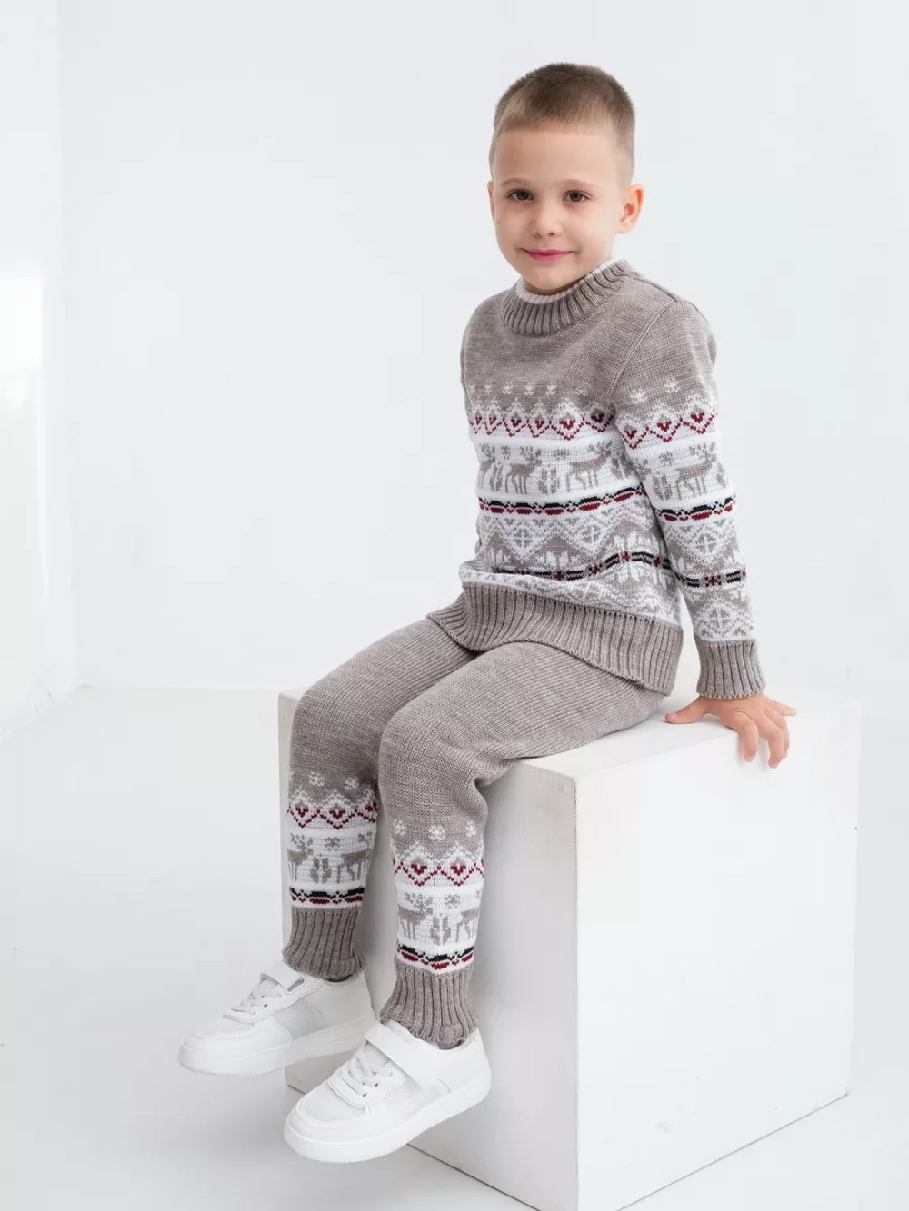 Джемпер вязаный