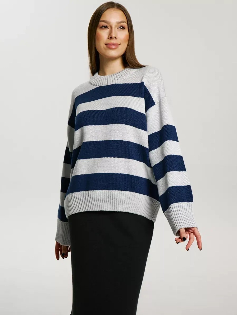 Джемпер стильный в полоску