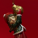 Украшение подвесное Девочка (полирезин), Н12х4,5х4см, в асс., зел./красн.