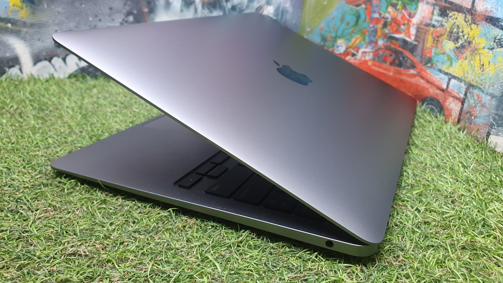 MacBook Air M1 2020 Retina A2337 2560х1600, Apple M1