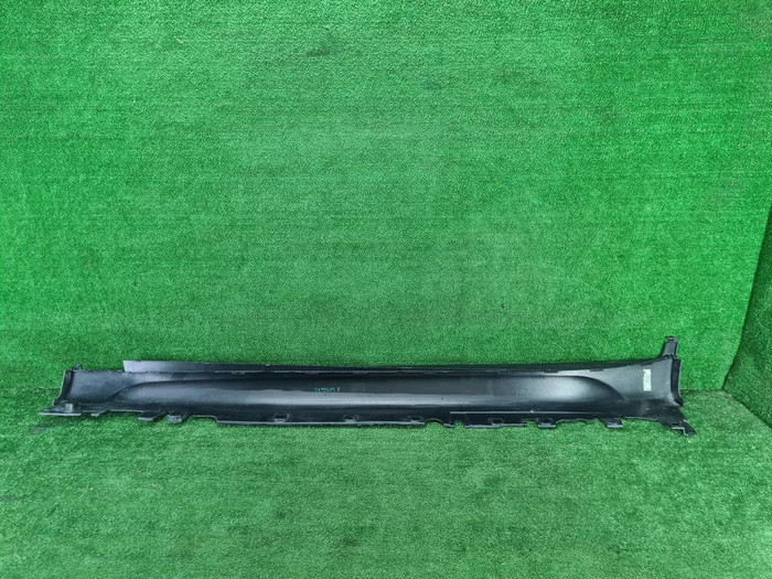 Накладка порога правая BMW X6 F16 (2014-2020)