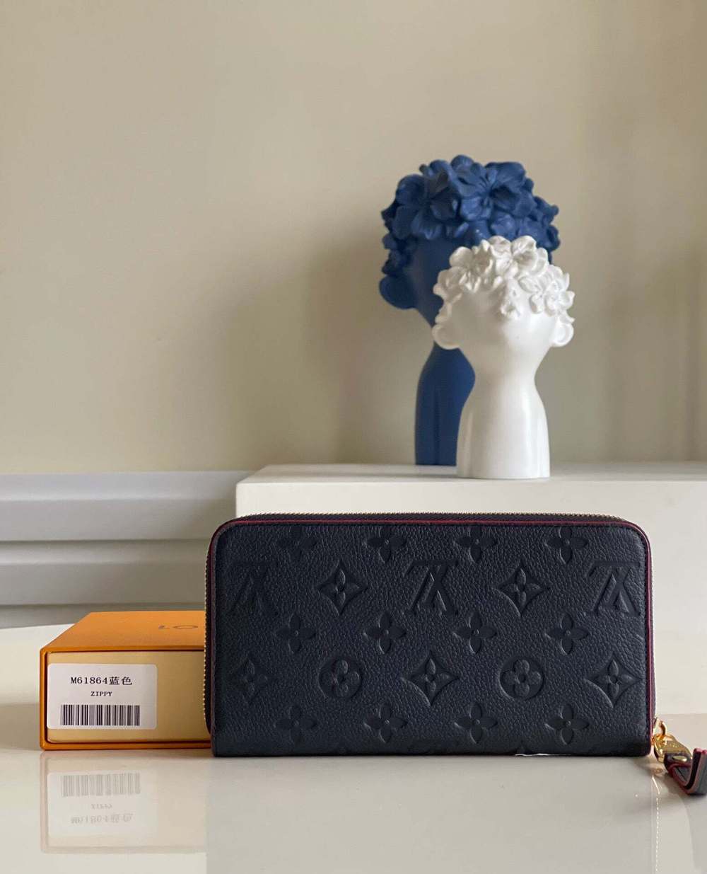 Louis Vuitton Zippy Wallet