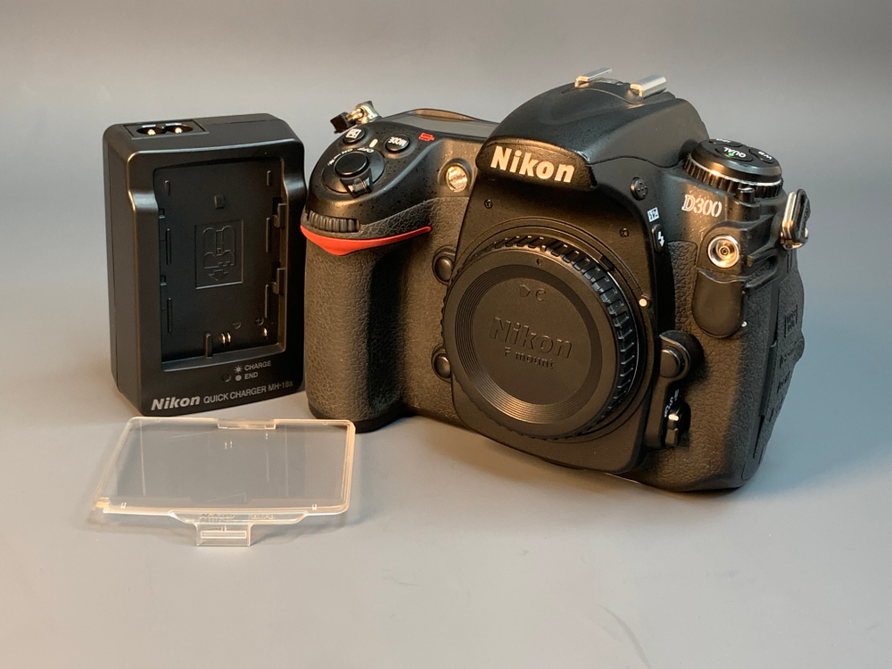 Nikon D300 Body 41553 Кадров