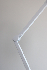 Лампа-лупа настольная на струбцине