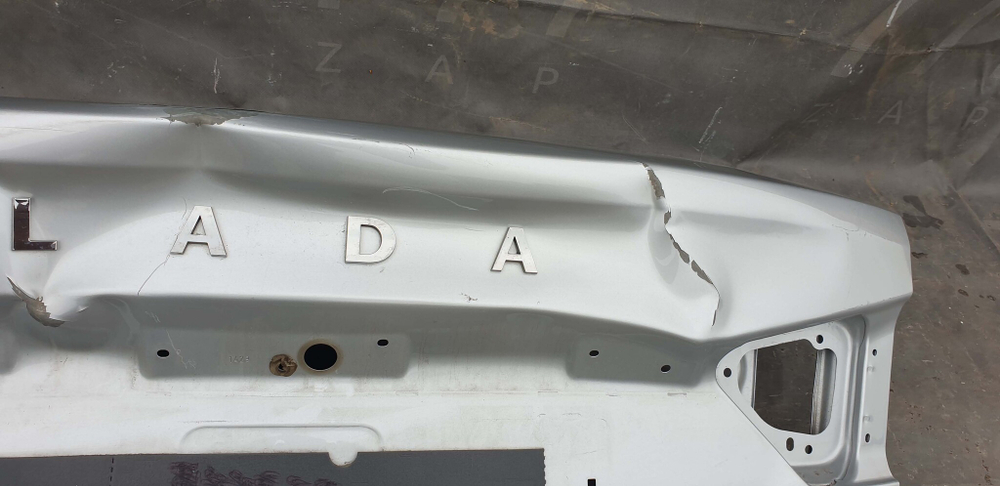 Крышка багажника LADA Vesta 15-21 Б/У Оригинал 8450039387